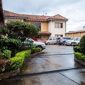 Calle Angosta Hotel